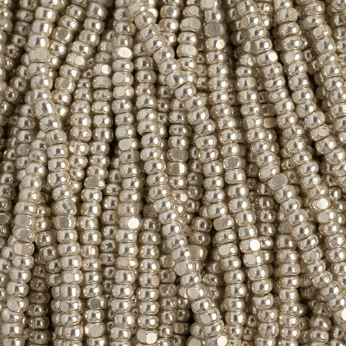 Czech Seed Bead 11/0 Cut Metallic Silver Strung