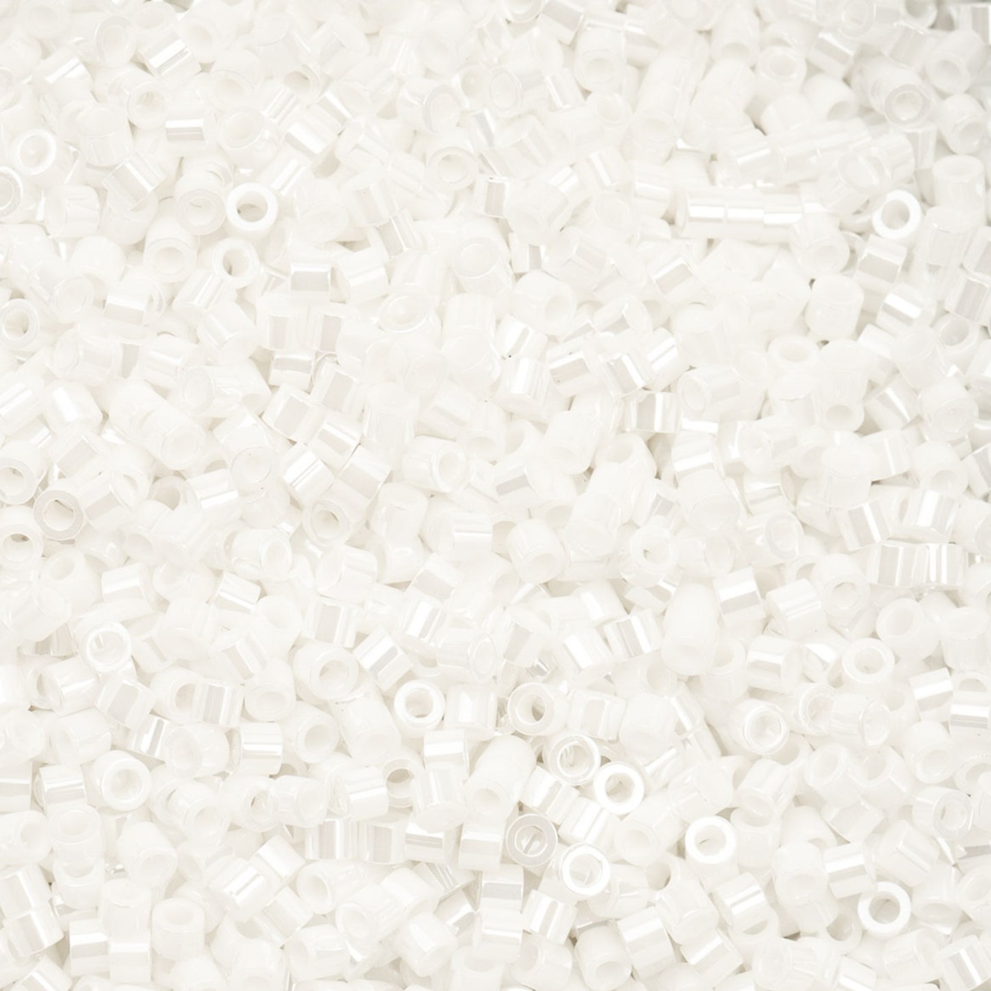 Cylin Beads 11/0 – Chalk White (25g Bag) The Pink Bead Shop
